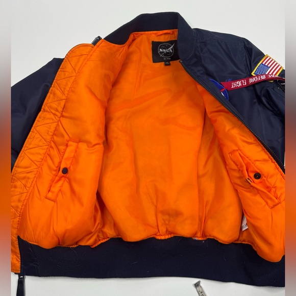 Revolve NASA 100th Space Shuttle Mission 3 Patch Satin Flight Jacket Size Small - Picture 6 of 15